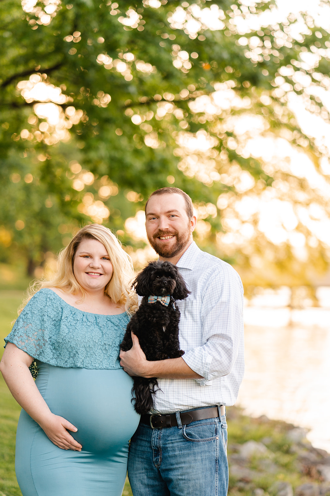 Chattanooga Maternity photography - mother to Be -Chester Frost Park Photo Session- Couple posing with dog