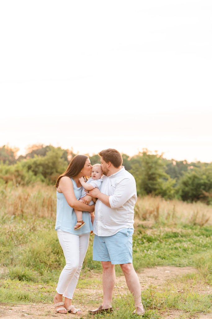 Fayetteville TN Photography Session - family of 3 lifestyle posing