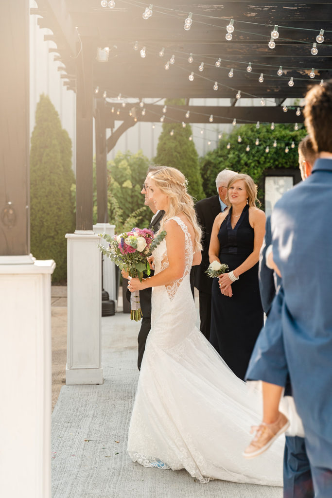 Outdoor wedding ceremnony - Chattanooga Wedding Photographer - Stratton Hall - Chattanooga Wedding Venue