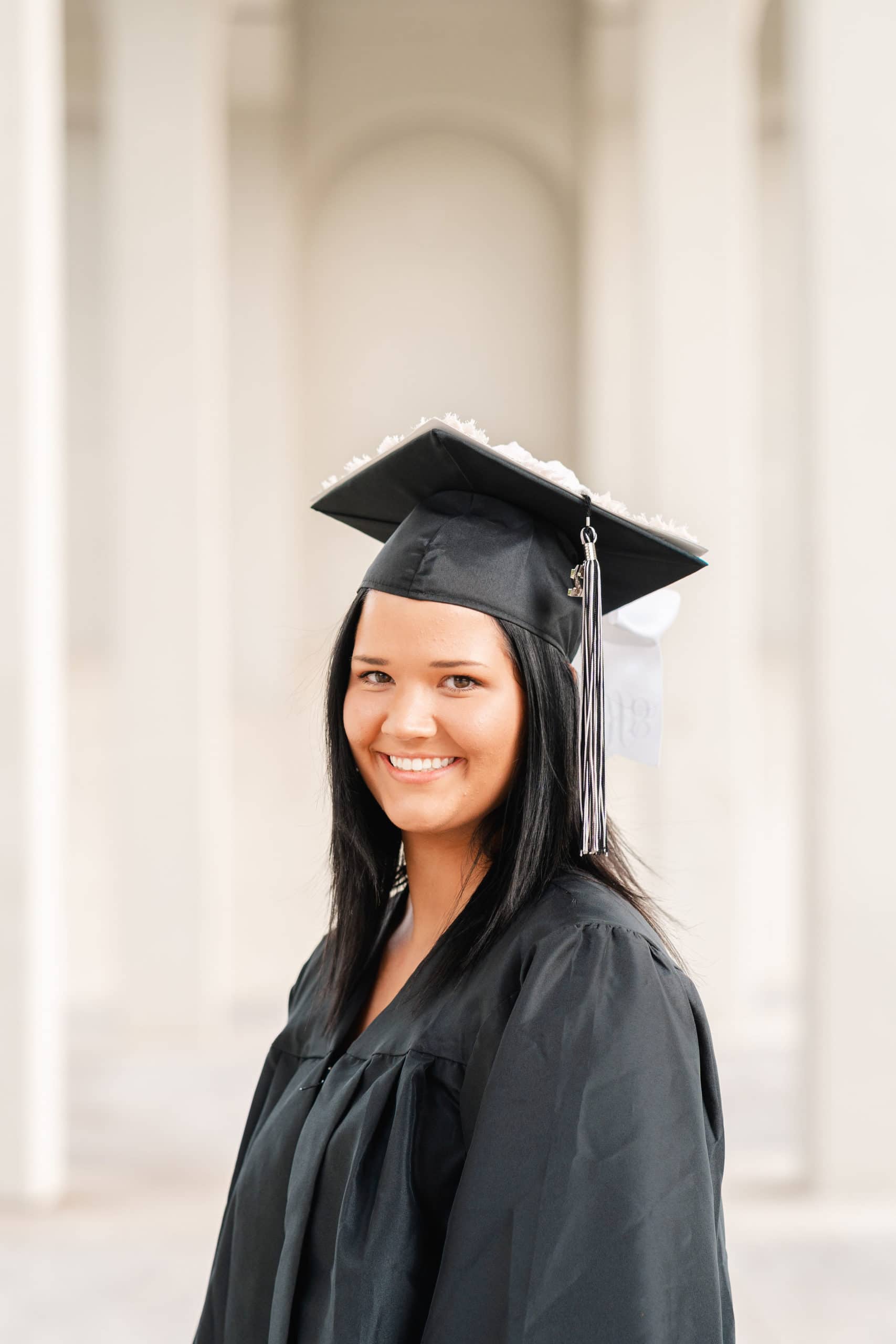 Cap and gown portraits, Chattanooga, TN Coolidge Park